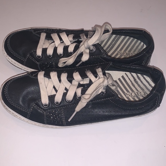 Taos Leather Sneakers 7.5 - Picture 5 of 12